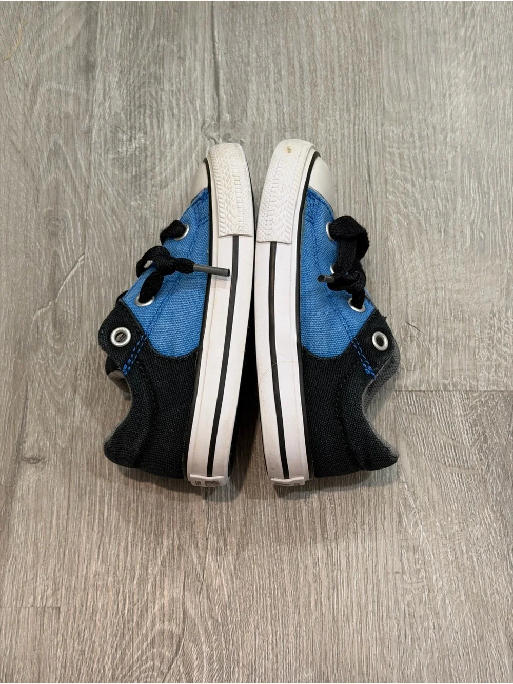 Converse Toddler 6c Slip On Blue Canvas Low-Top Sneakers with Black Laces
